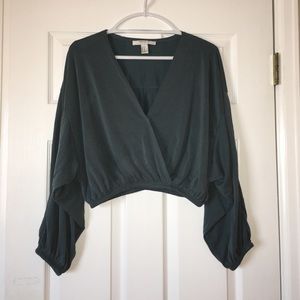 FOREVER 21 medium teal/green/blue flowy crop top